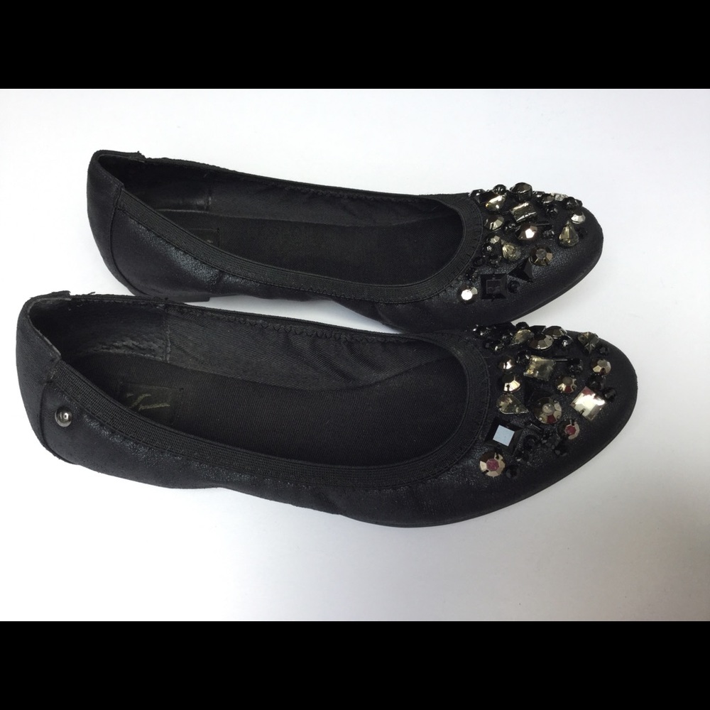 🔺SOLD🔺Embellished Vallet Flats